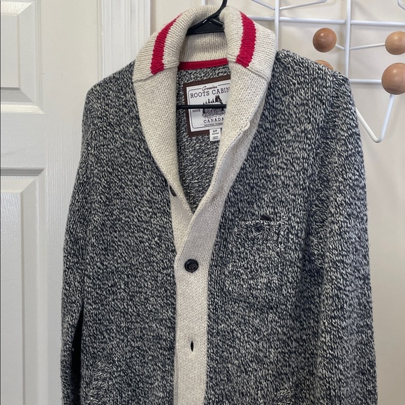 Roots - Cabin Wool Blend Button Down Cardigan - Grey / Cream - S - Picture 2 of 12